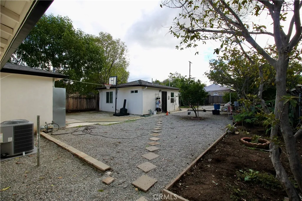 836 W 9th Street, Corona, California 92882 home-pic-12